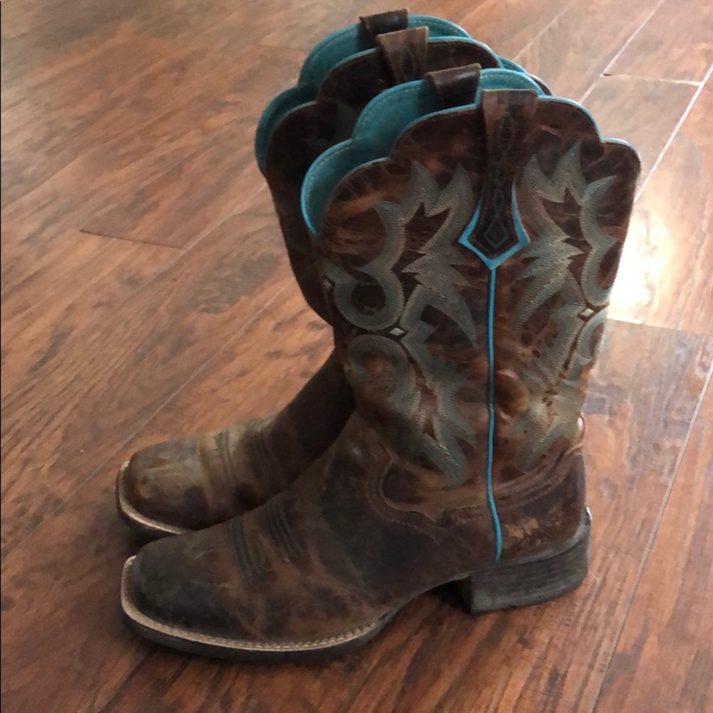 Ariat cowboy boots